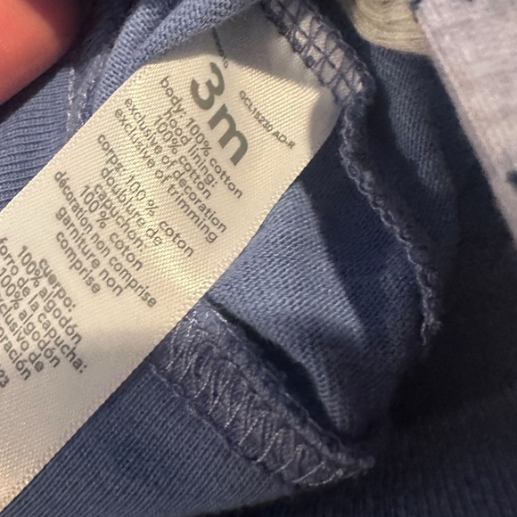 NWT Carter's Blue Shark Print Outfit Set With Shark Hoodie Size 3 Months - Picture 8 of 8